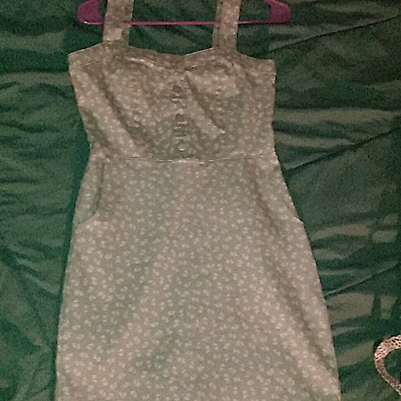 Brand is no boundaries, small(3-5) sits xs - Picture 1 of 2